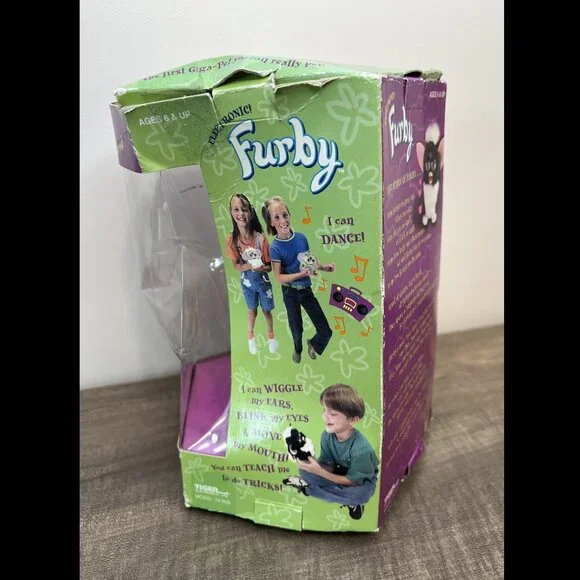 Furby Box - Picture 5 of 7